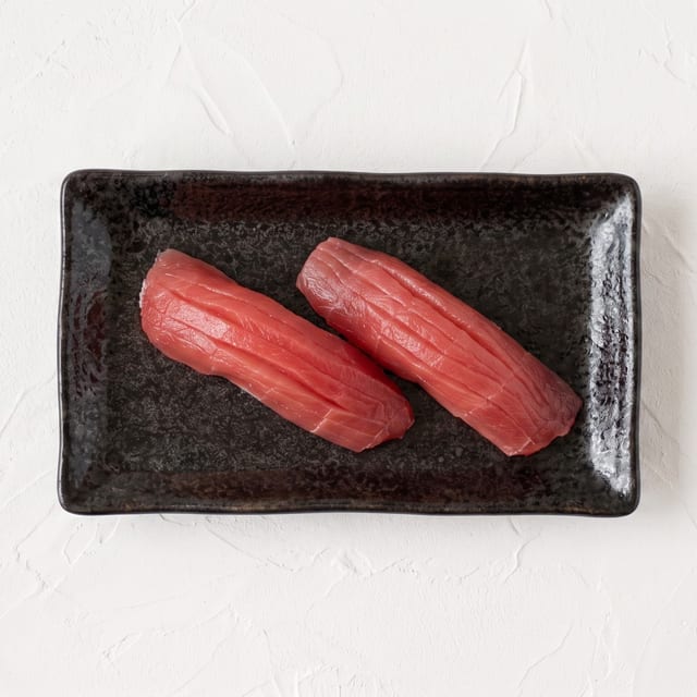 Tuna / Maguro Nigiri.