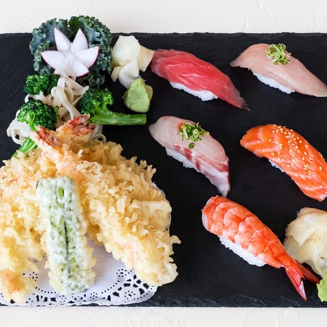 Tempura and Sushi or Sashimi Dinner Combination.